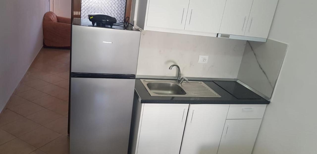 Apartments Villa Dovinefa Ksamil Ngoại thất bức ảnh