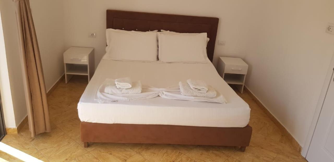 Apartments Villa Dovinefa Ksamil Ngoại thất bức ảnh