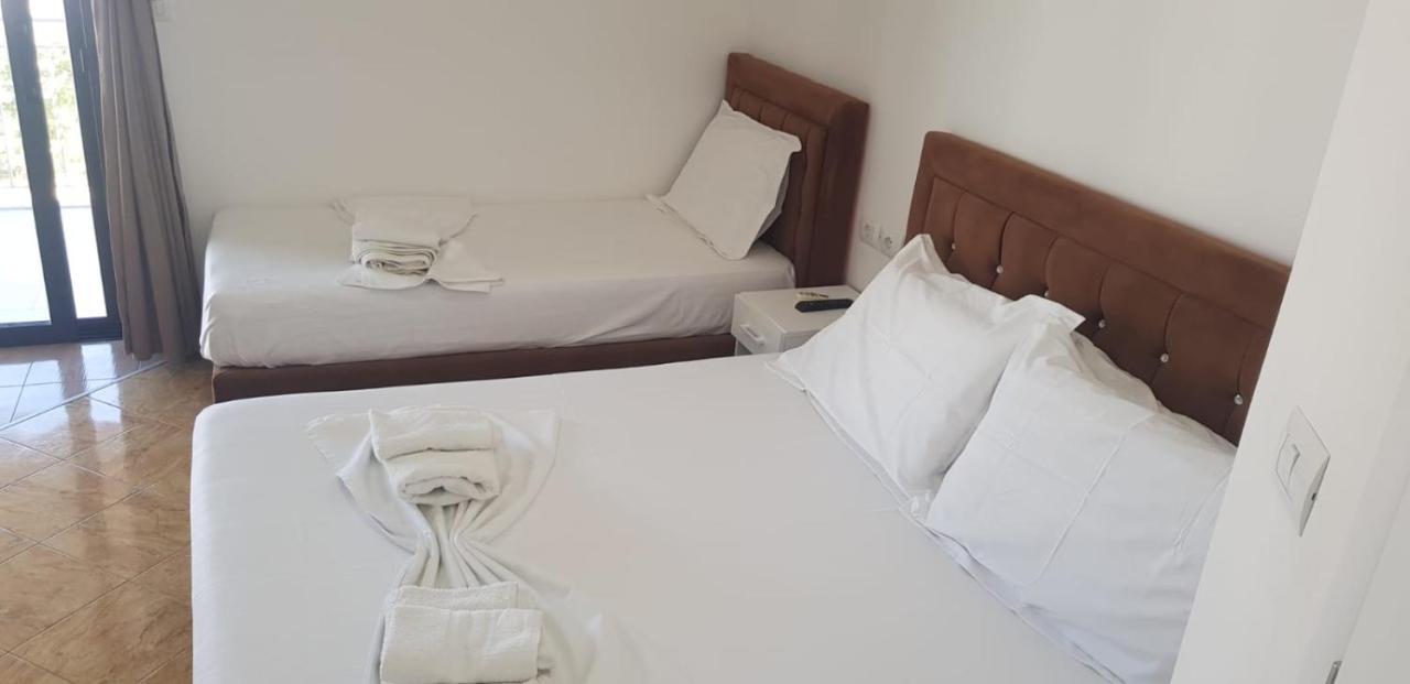 Apartments Villa Dovinefa Ksamil Ngoại thất bức ảnh
