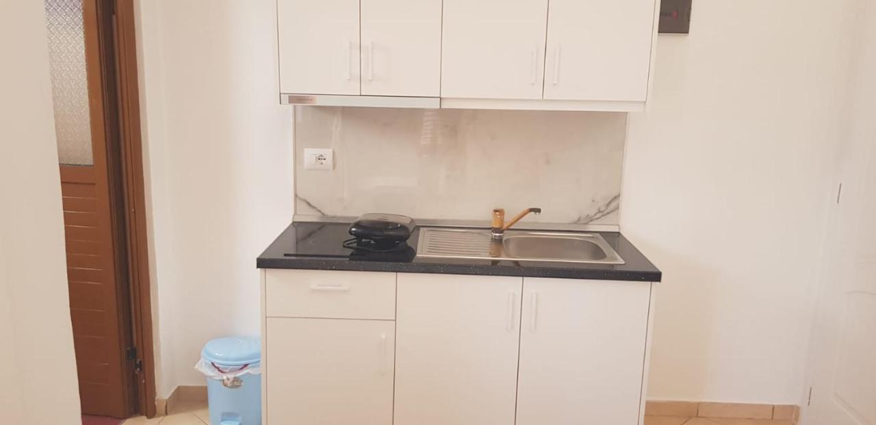 Apartments Villa Dovinefa Ksamil Ngoại thất bức ảnh